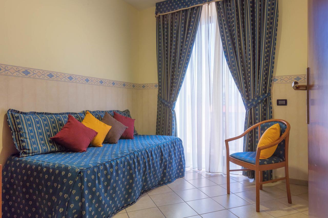 Hotel Traiano Civitavecchia Luaran gambar