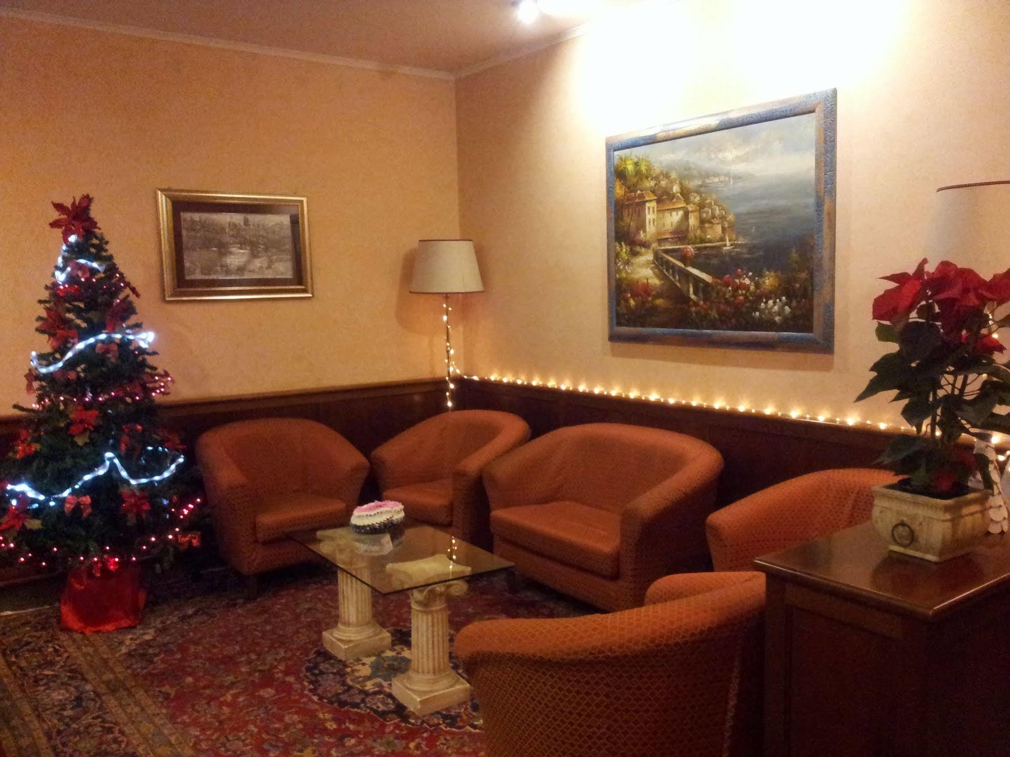 Hotel Traiano Civitavecchia Luaran gambar