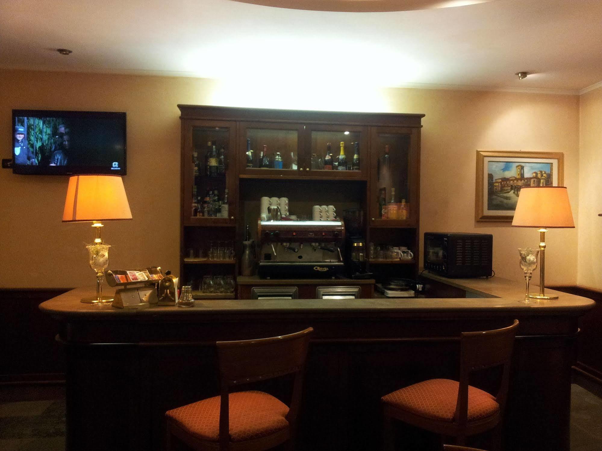 Hotel Traiano Civitavecchia Luaran gambar